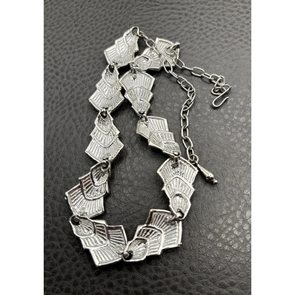 Vintage Geometric Design Silver Tone Mod Panel Necklace Choker 14-17